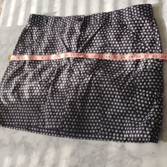 Lands End Skirt  - Picture 6 of 8
